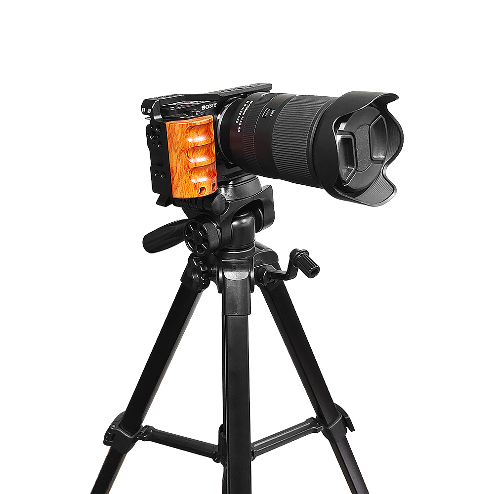 لسوني ZV-E10 قفص الكاميرا مع م - مراجعة Sony Camera Zv-E10 وسعره