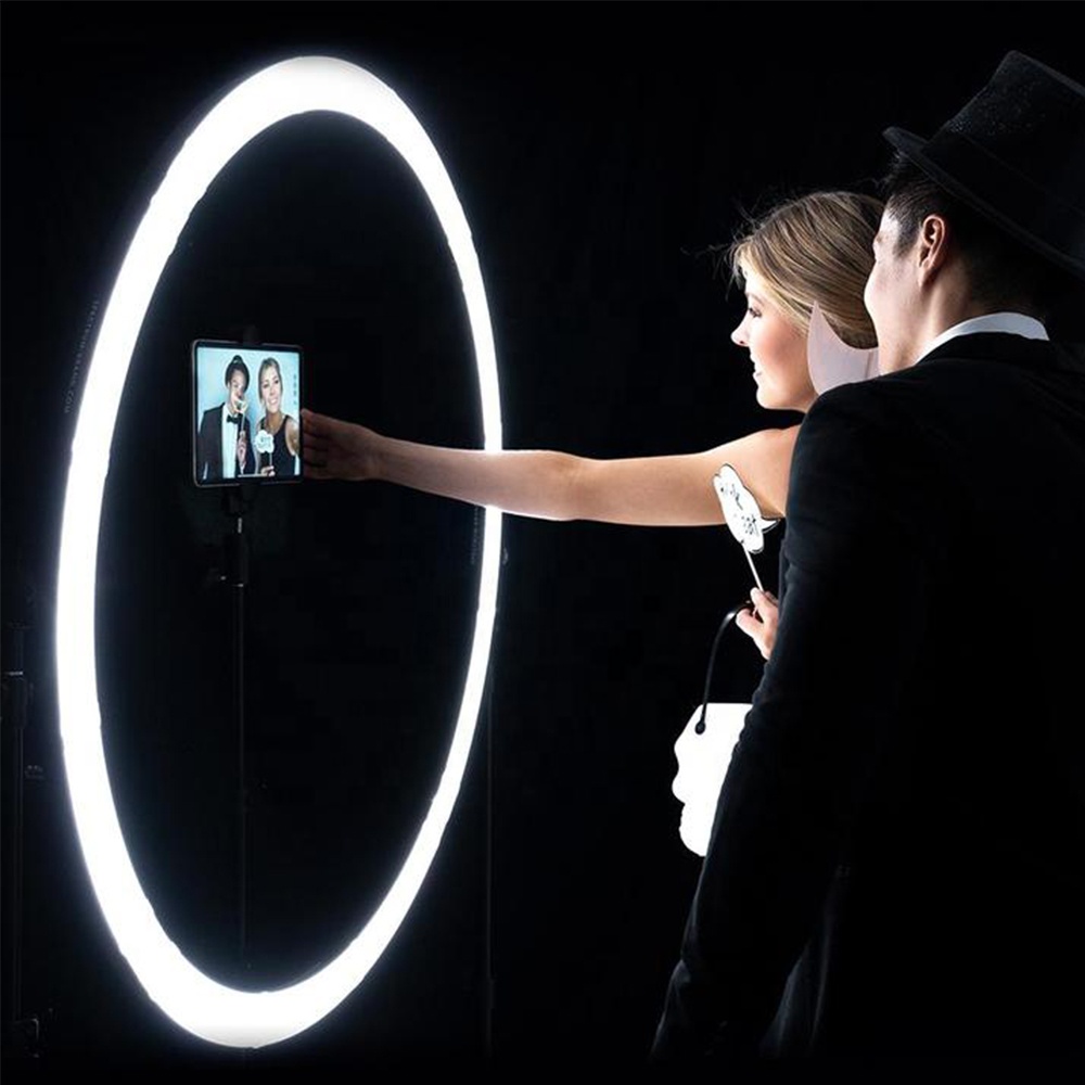 إضاءة حلقية LED بقوة 120 واط م - مراجعة Lighting In Photography Studio وسعره