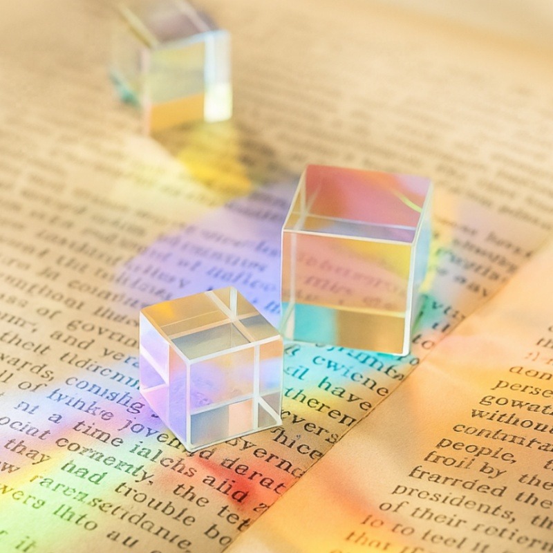مكعب زجاجي مزدوج اللون منشور X - مراجعة Lighting Glass Photography وسعره